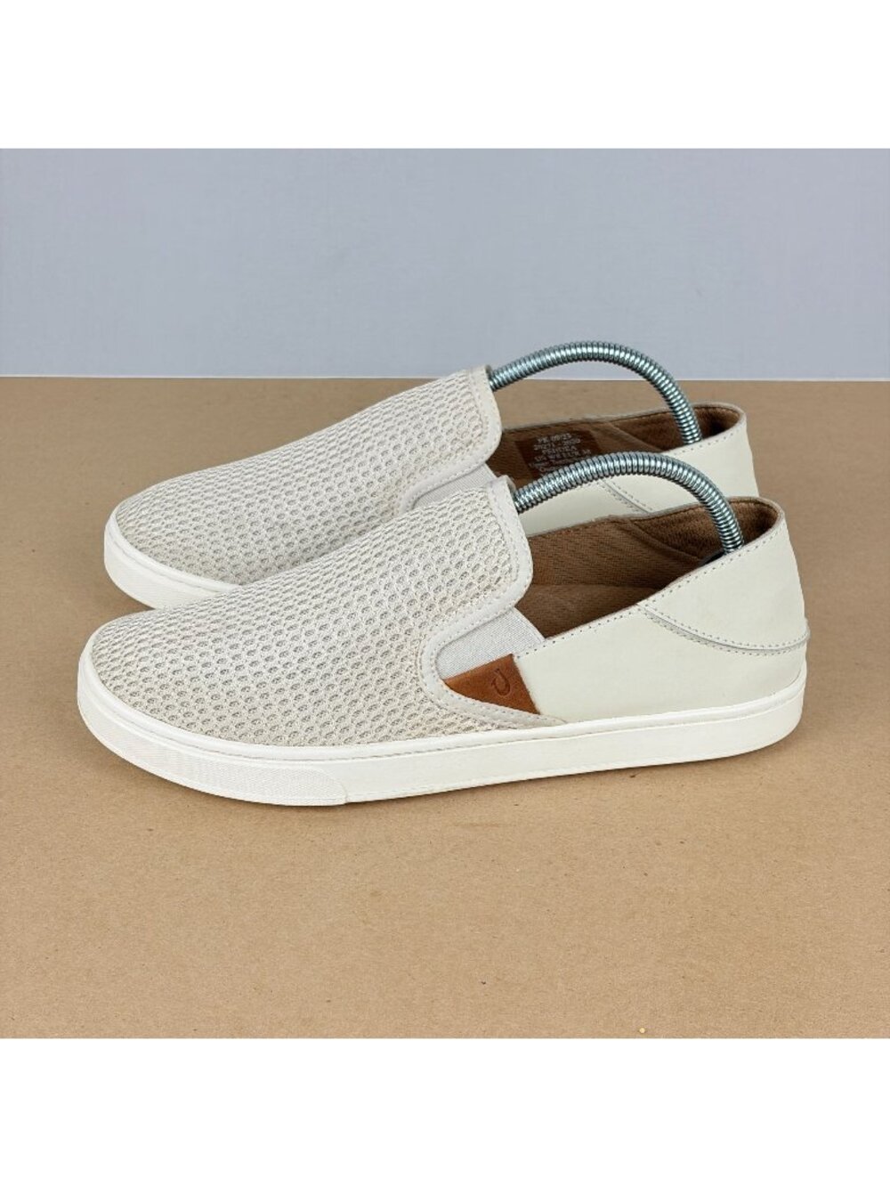 Olukai Pehuea Casual Slip On Shoes Womens 8 Beige Tan Mesh Comfort EUC